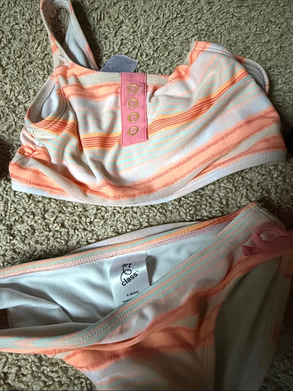 Bundle/lot 6 girls swimsuits plus 1 extra top